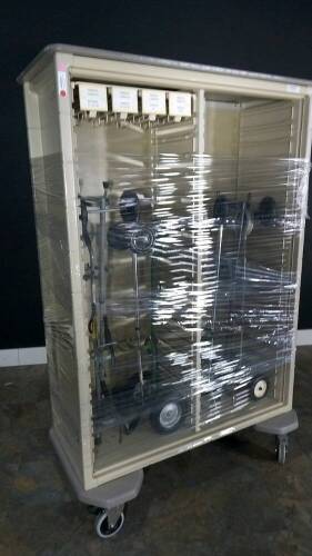 CABINET WITH OXYGEN HOLDERS