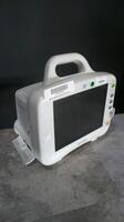 GE DASH 3000 PATIENT MONITOR