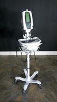 WELCH ALLYN 420 SERIES PATIENT MONITOR