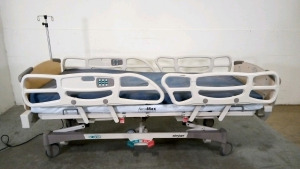 STRYKER BERTEC FL17E GOBED HOSPITAL BED