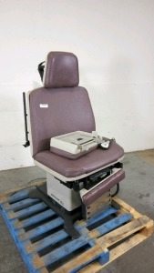 MIDMARK 75L POWER EXAM CHAIR WITH HAND CONTROL