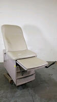 RITTER/MIDMARK 304 EXAM TABLE