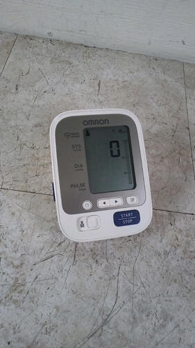 OMRON BP742N BP MONITOR