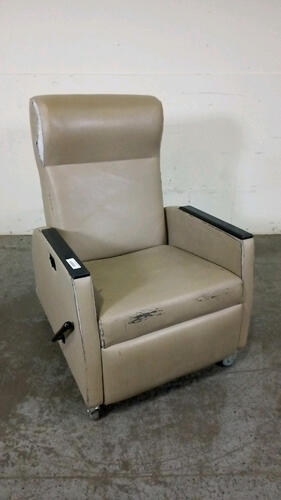 RECLINER