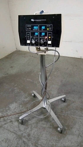 EDC 8430 CARDIAC STRESS TESTING SYSTEM ON ROLLING STAND