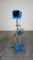 GE DINAMAP V100 CARESCAPE VITAL SIGNS MONITOR ON ROLLING STAND WITH BP CABLE