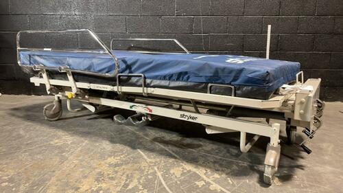 STRYKER GOBED HOSPITAL BED