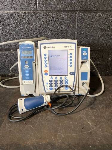 CAREFUSION ALARIS PC INFUSION PUMP W/8100 MODULE, ALARIS AUTO ID & SCANNER