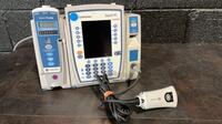 CAREFUSION ALARIS PC INFUSION PUMP W/8100 MODULE, ALARIS AUTO ID & SCANNER