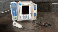 CAREFUSION ALARIS PC INFUSION PUMP W/8100 MODULE, ALARIS AUTO ID & SCANNER