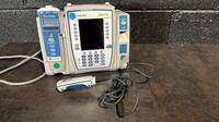 CAREFUSION ALARIS PC INFUSION PUMP W/8100 MODULE, ALARIS AUTO ID & SCANNER