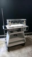 AIRBONE LIFE SUPPORT SYSTEMS 185A+ INFANT INCUBATOR