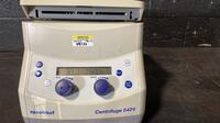 EPPENDORF 5424 CENTRIFUGE