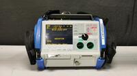 ZOLL M SERIES BIPHASIC DEFIB WITH PACING, 3 LEAD ECG, SPO2, NIBP, ANALYZE, BATTERY