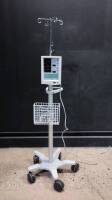 MINDRAY ACCUTORR PLUS PATIENT MONITOR