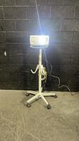 WELCH ALLYN CL100 SURGICAL ILLUMINATOR W/ HEADSET