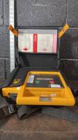 MEDTRONIC LIFEPAK 500 DEFIB