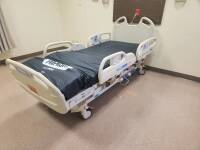 HILL-ROM P3200 VERSACARE HOSPITAL BED