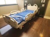 HILL-ROM P3200 VERSACARE HOSPITAL BED