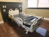 HILL-ROM P3200 VERSACARE HOSPITAL BED