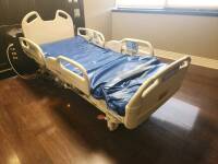 HILL-ROM P3200 VERSACARE HOSPITAL BED