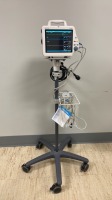 MINDRAY DPM 4 PATIENT MONITOR ON ROLLING STAND