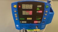 GE DINAMAP V100 PATIENT MONITOR ON ROLLING STAND