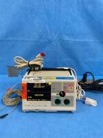 ZOLL MSERIES BIPHASIC DEFIBRILLATOR W/ 3 LEAD ECG, SPO2, PACING, ANALYZE, ECG, W/ BATTERY