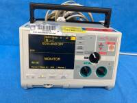 ZOLL MSERIES BIPHASIC DEFIBRILLATOR W/ 3 LEAD ECG, PACING, ANALYZE, ECG, W/ BATTERY