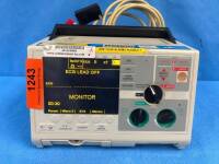 ZOLL MSERIES BIPHASIC DEFIBRILLATOR W/ 3 LEAD ECG, SPO2, PACING, ANALYZE, ECG, W/ BATTERY