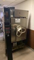 AMSCO R3043-1 STEAM STERILIZER