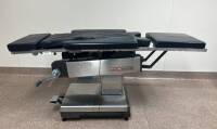 AMSCO 2080 SURGICAL TABLE