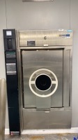 AMSCO 2043 VACAMATIC STERILIZER