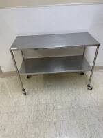 STAINLESS STEEL TABLE, 1-SHELF