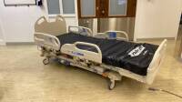 HILL-ROM P3200 VERSACARE HOSPITAL BED