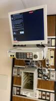 GE SOLAR 8000M PATIENT MONITOR SYSTEM W/ TRAM-RAC 4A, CHROMAMAXX MONITOR