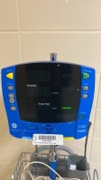 GE DINAMAP V100 PATIENT MONITOR ON ROLLING STAND