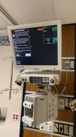 GE SOLAR 8000M PATIENT MONITOR SYSTEM W/ TRAM-RAC 4A, TRAM 451M MODULE, CHROMAMAXX 17CDYS2W MONITOR