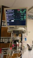 GE SOLAR 8000M PATIENT MONITOR SYSTEM W/ TRAM-RAC 4A, TRAM 450SL MODULE, CHROMAMAXX 17CDYS2W MONITOR