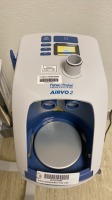 FISHER & PAYK3L AIRVO 2 HUMIDIFIER HIGH FLOW THERAPY SYSTEM W/ MAXTEC O2 FLOW METER ON ROLLING STAND