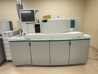 SIEMENS DIMENSION VISTA 500 CHEMISTRY ANALYZER W/ ALPHA PINNACLE PLUS 6000T UPS, PARTS AND ACCESSORIES