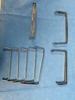 LOT OF SOFIELD RETRACTORS