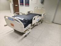 HILL-ROM P3200 VERSACARE HOSPITAL BED