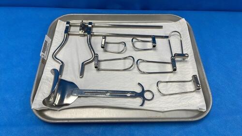 BALFOUR RETRACTOR W/ 6 FEET & BLADES