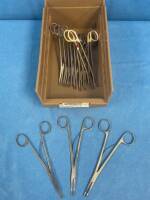 LOT OF NEEDLE HOLDERS