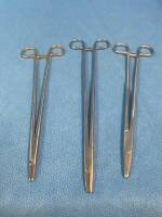 LOT OF NEEDLE HOLDERS