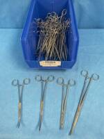 LOT OF CURVED FORCEPS