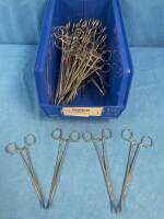 LOT OF CURVED FORCEPS