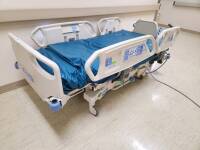 HILL-ROM TOTALCARE HOSPITAL BED