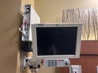 GE SOLAR 8000I PATIENT MONITORING SYSTEM W/ GE MD15 PATIENT MONITOR